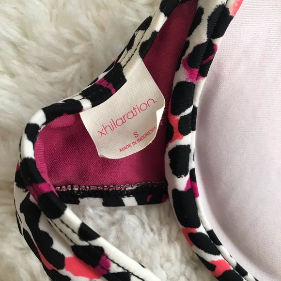 Target Cheetah Bikini Top - Picture 3 of 3